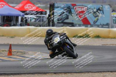 media/Jan-15-2023-SoCal Trackdays (Sun) [[c1237a034a]]/Turn 2 Set 1 (1145am)/